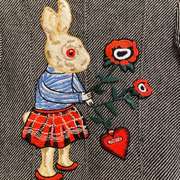 Wool coat with charming bunny appliqué back. Upcycled into fabulousness! Size 4 - Picture 7 of 12